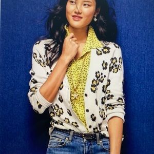 Cabi Kiki cardigan cream & black button down small